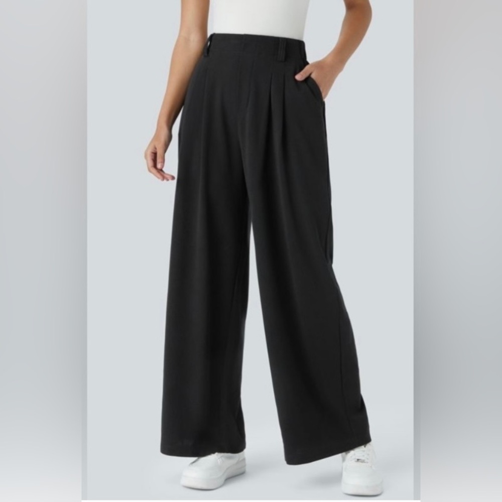 Halara Flex Black High Waisted Side Pocket Wide Leg
Waffle Pants - Picture 2 of 6